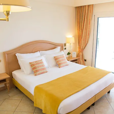 Palace Desenzano Otel Desenzano del Garda