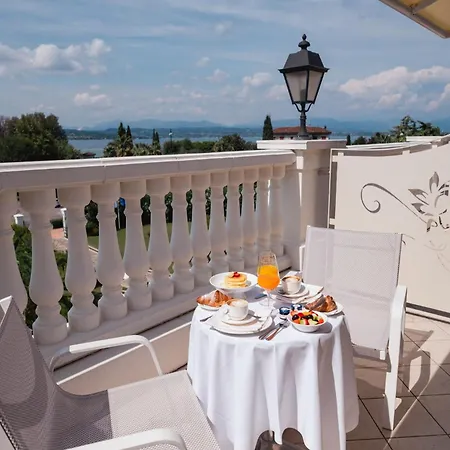 Palace Desenzano 4*