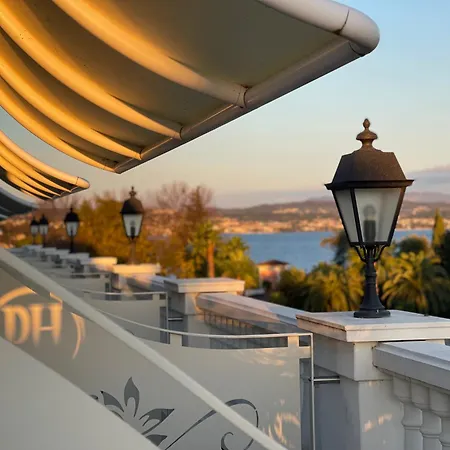 Готель Palace Desenzano