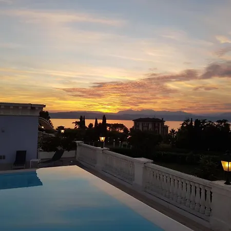 Palace Desenzano Szálloda 4*